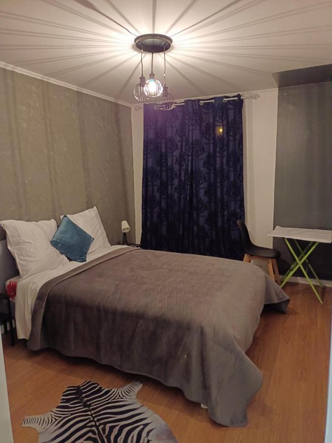 Appartement Chambre Moon Ray proche Paris à Stains Extérieur photo