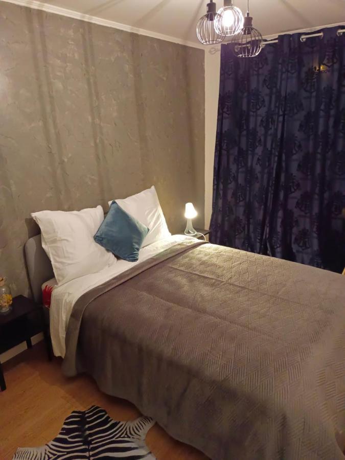 Appartement Chambre Moon Ray proche Paris à Stains Extérieur photo